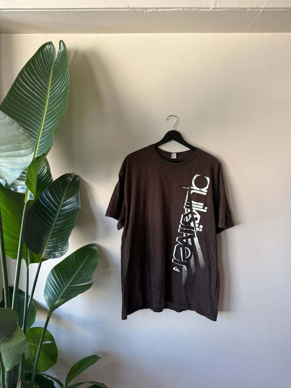 Vintage Quiksilver Brown Graphic T-Shirt XL